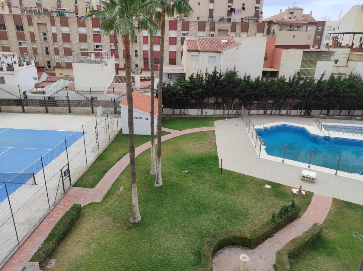 Апартаменты El Rincon De Pilar Al Lado Del Mar Торре-дель-Мар Экстерьер фото